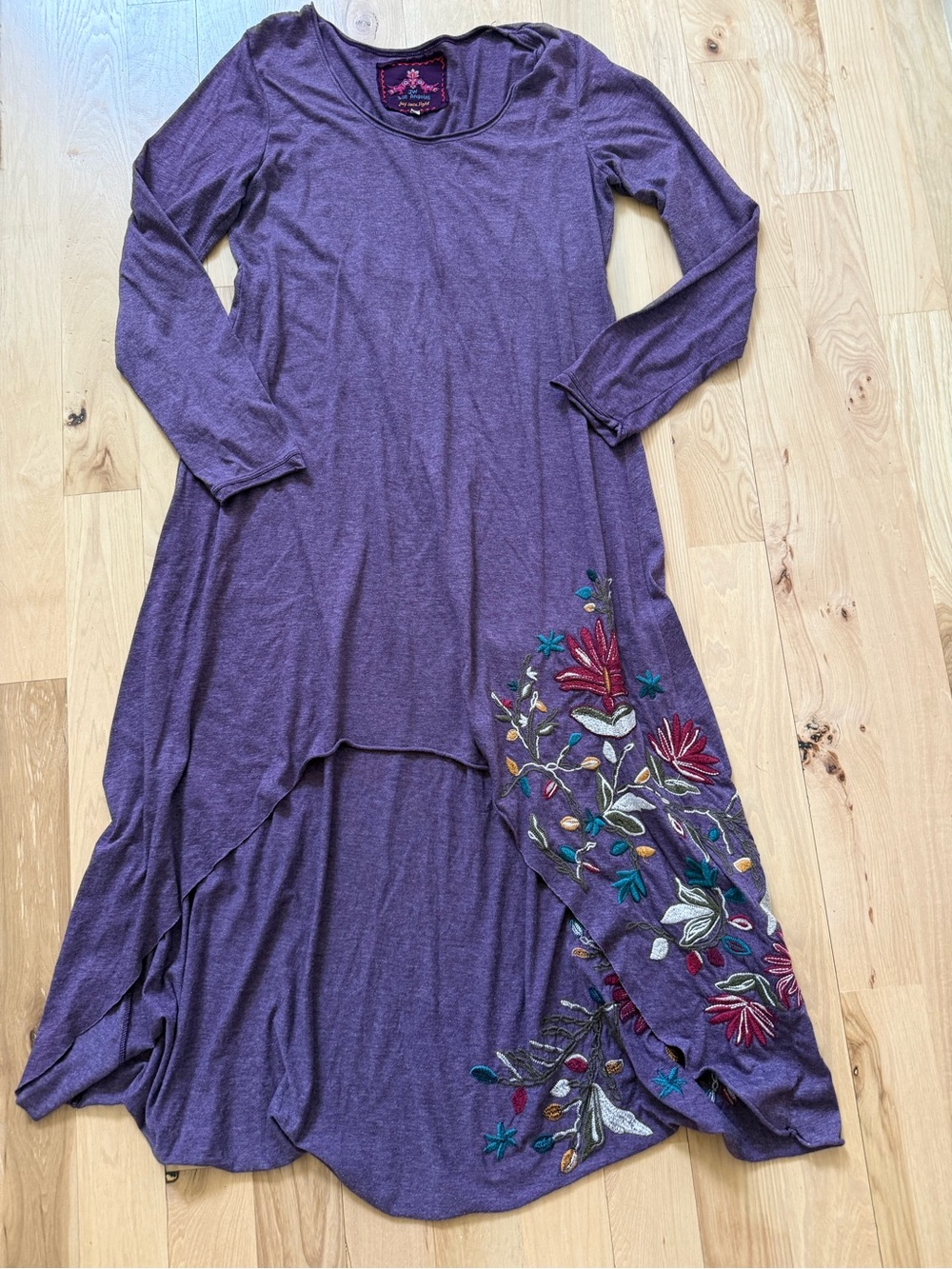 Johnny Was JW Purple Embroidered Boho Maxi Dress Asymmetrical Hi Low Hem Size L